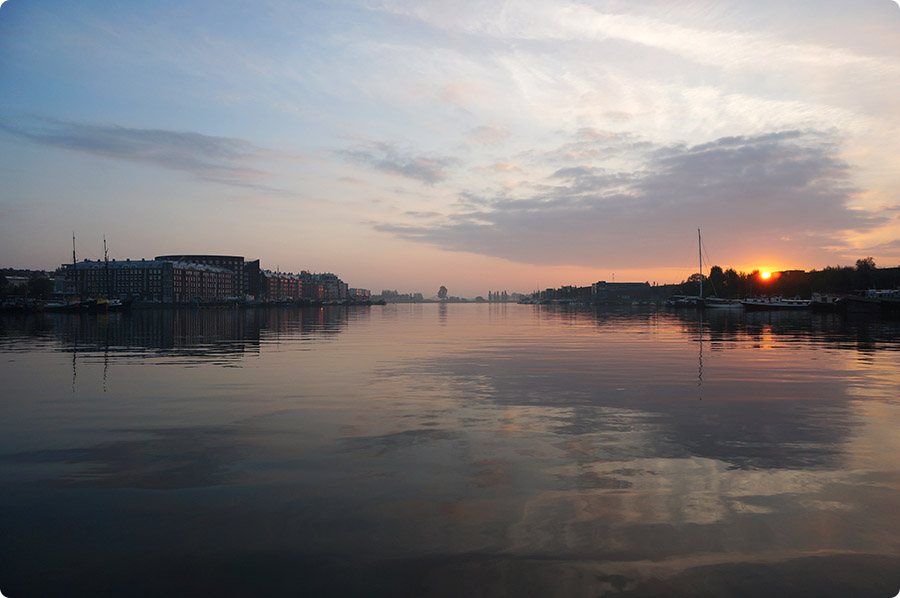 Solopgang på Verbindingsdam, Amsterdam