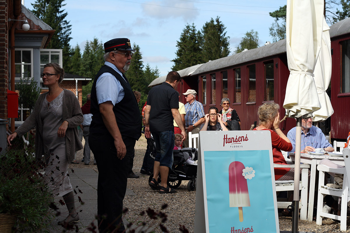 Søndagsstemning på stationen